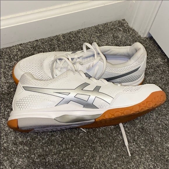 ASICS white sneakers - Picture 8 of 9